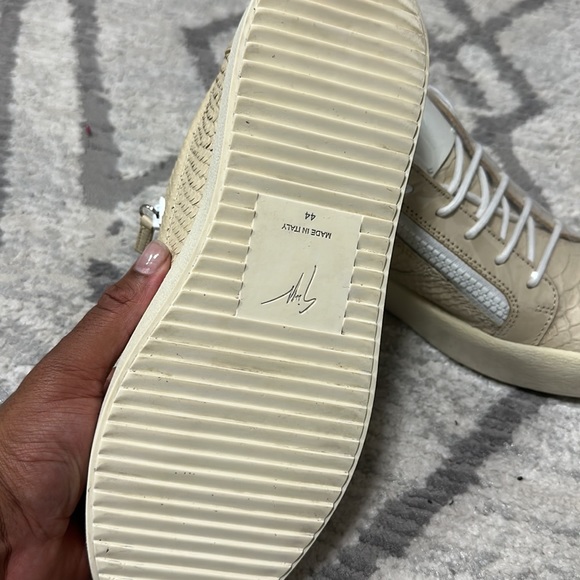 Authentic Guisseppe Zanoti Leather low top sneakers Beige - Picture 3 of 5